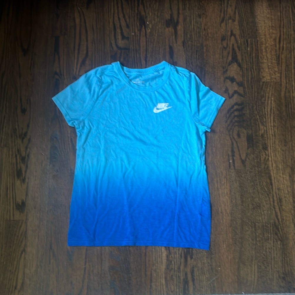 Nike ombre blue kids tee (L)
